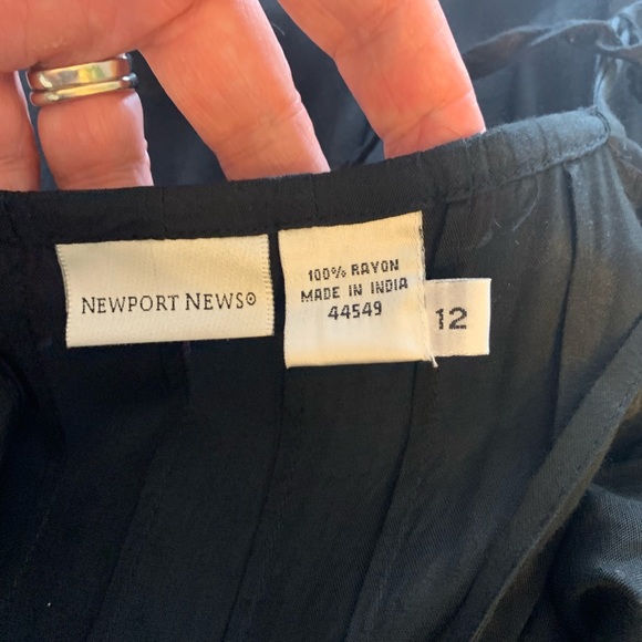 Black bohemian rayon maxi dress. Size 12. - Picture 10 of 11